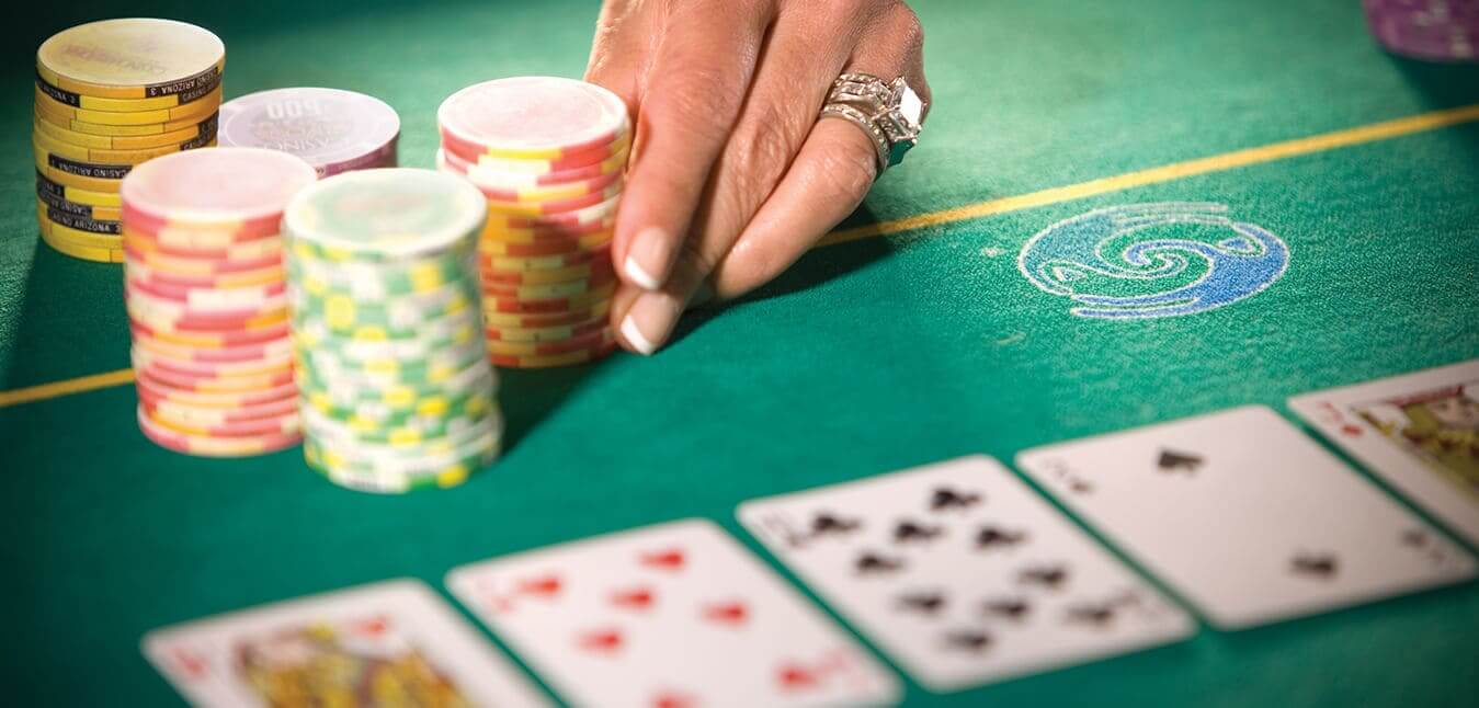How To Play Omaha Poker - Rules, Tips & Strategy | Analyzepoker